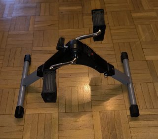 Máquina de pedales para ejercicio