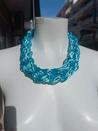 Collar cola de rata satén azul