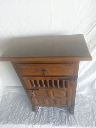 Mueble rústico castellano madera