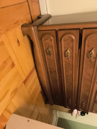 Comoda antigua de madera