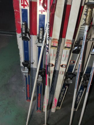 Esquís vintage Fischer y Rossignol
