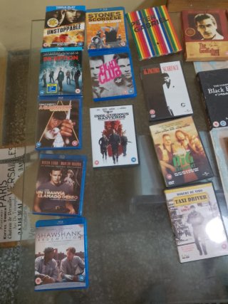 Lote DVDs Películas Varias además tengo 4 cajasdvd