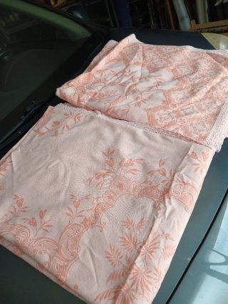 Coperte vintage rosa e bianca