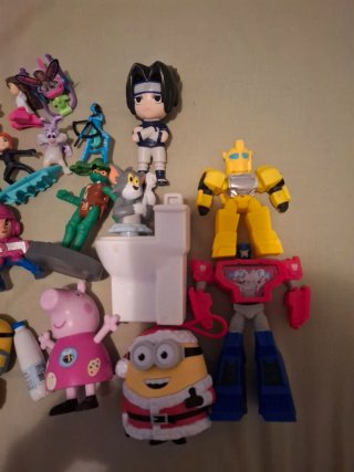 Muñecos Coleccionables Kinder Sorpresa