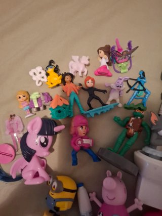 Muñecos Coleccionables Kinder Sorpresa