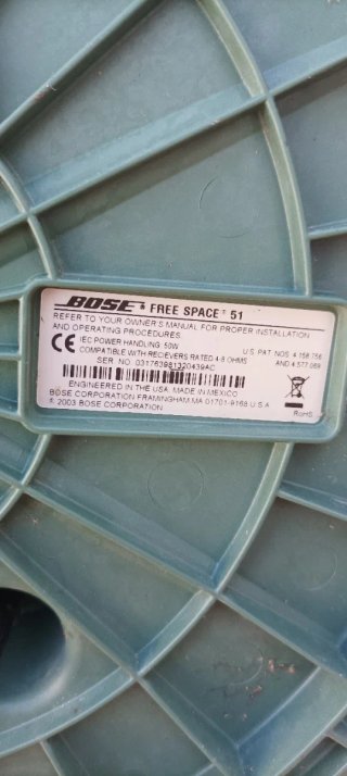 Altavoces Bosé exterior 360°