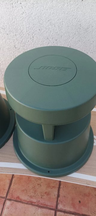 Altavoces Bosé exterior 360°