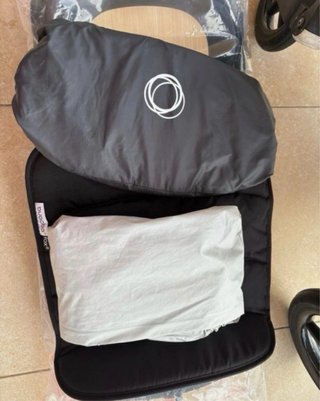 Bugaboo Fox 2 Silla + Capazo + Capota