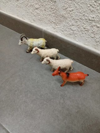 Lote 20 animales de juguete