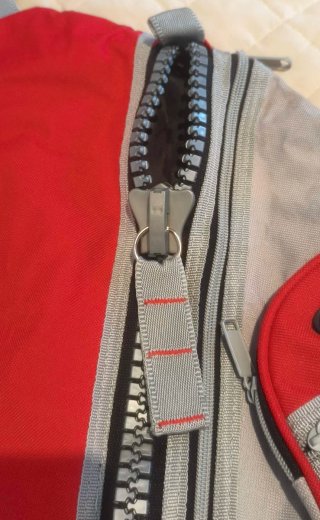 Mochila bandolera Mambo triangular