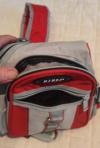 Mochila bandolera Mambo triangular