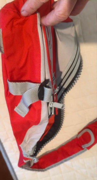 Mochila bandolera Mambo triangular