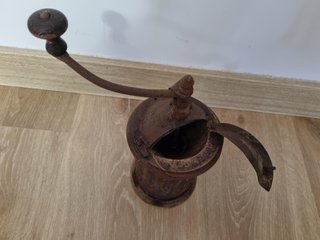 Molinillo Café Peugeot Frères Antiguo