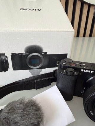 Cámara Sony ZV-E10 Negra