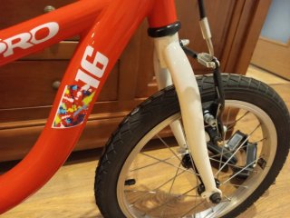 Bicicleta infantil B-PRO 16 roja