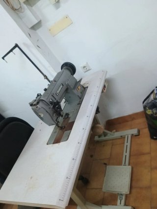 Máquina de coser CONSEW 322R-1