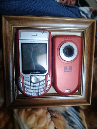 Nokia Colección Rojo y Plateado