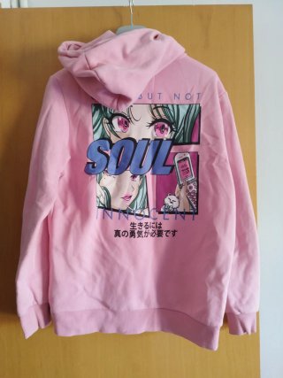 Sudadera Bershka rosa anime