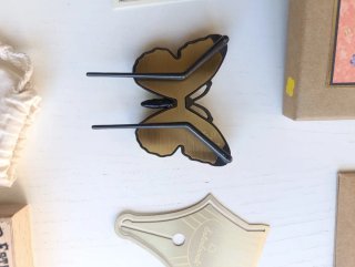 Mariposa sujetapáginas Esterbrook y otros