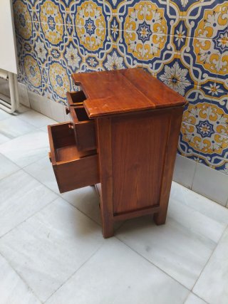Mesita de madera teca 47x35x65 cm