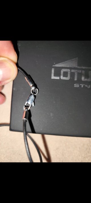 Colgante Lotus Style Plata y Negro
