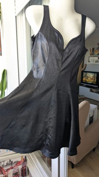 Vestido vintage negro años 80