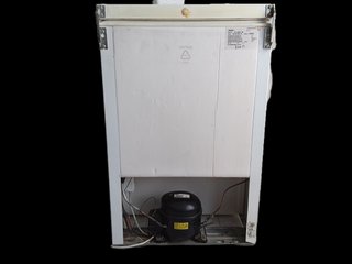 Congelador vertical Zanussi 105L