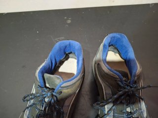 Botas de seguridad negras y azules