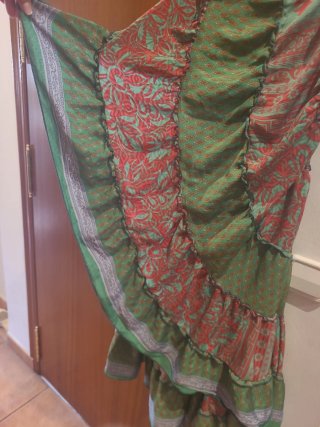 Falda Rociera Estampada Verde y Roja