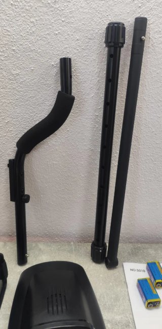 Detector de Metales MD-5010 con Luces LED