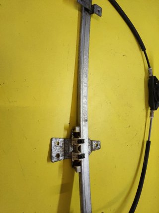 ELEVALUNAS DELANTERO IZQUIERDO NISSAN TERRANO II