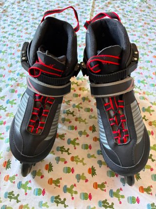 Patines en línea 37-41. Protecciones de regalo!