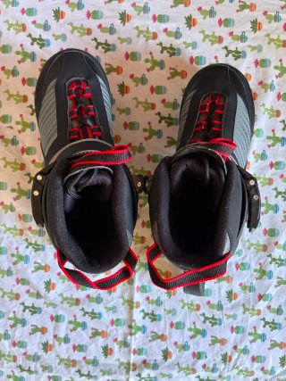 Patines en línea 37-41. Protecciones de regalo!