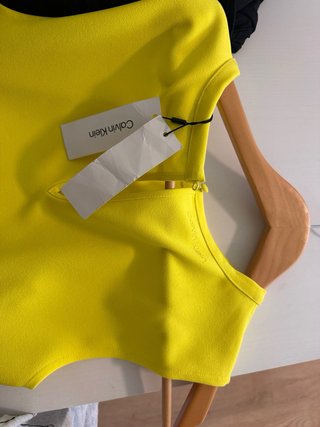Vestido Calvin Klein Amarillo