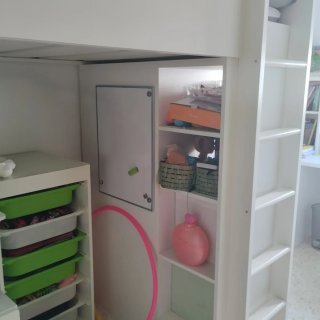 Cama alta Ikea Stuva blanca