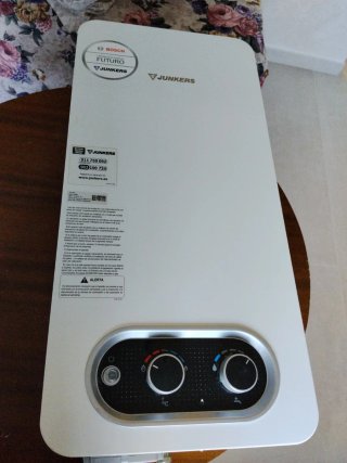 Termo Junkers Gas Butano no se hace envío.