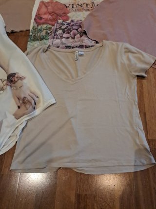 Lote 5 Camisetas Mujer Beige ,rosa y varios