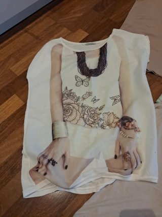 Lote 5 Camisetas Mujer Beige ,rosa y varios