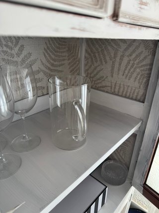 Vitrina de salón madera maciza y cristal
