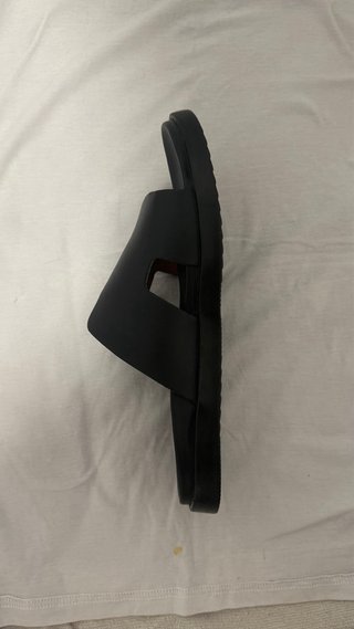Sandalias negras estilo Hermès T43