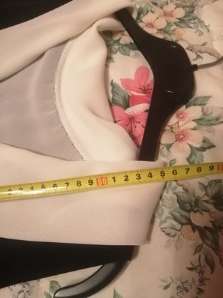 Vestido negro de gasa con cuello beige T 38-40