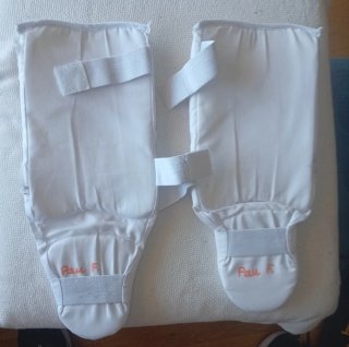 Protecciones Karate Ikara Casco y Guantes
