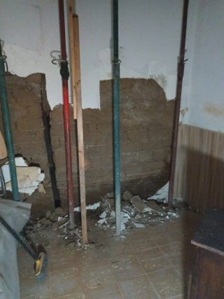 Se vende terreno (actualmente ahí una casa)