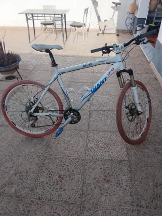 Bicicleta Giant Talla 26 Mejorada