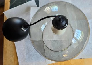 Lámparas colgantes de  cristal y forja negro
