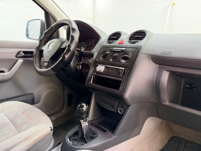 Volkswagen Caddy 2006, foto 12