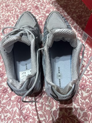 Zapatillas Nike Shox grises
