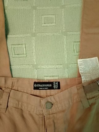 Pantalón ancho cargo beige