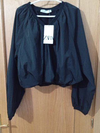 Camisa Zara manga larga abullonada