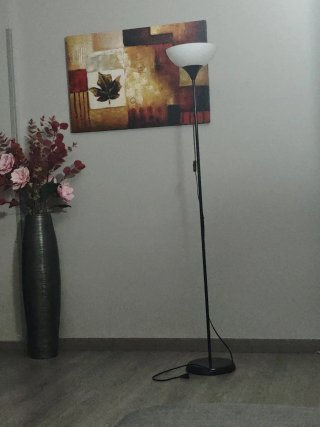 Lámpara de pie moderna